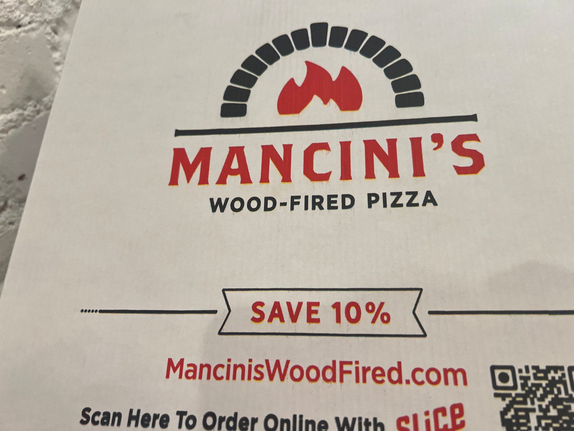 Mancini's Woodfired Pizza in Bay Ridge Brooklyn