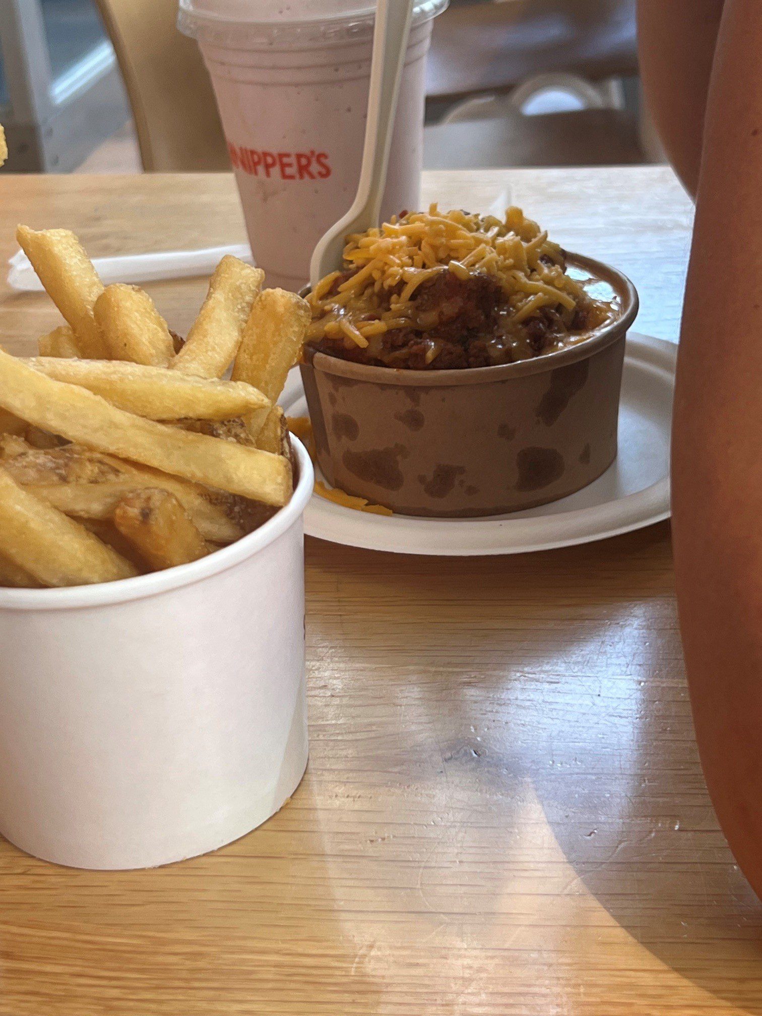 Schnipper's Joe & Mac is a hearty dish of absolute deliciousness